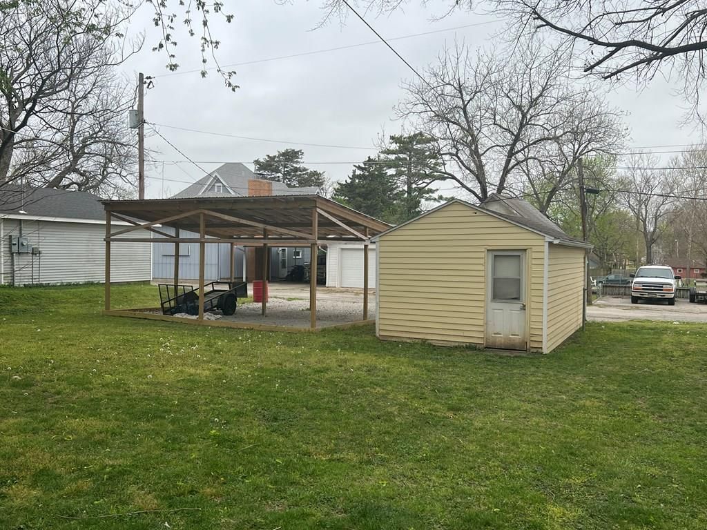 215 S Penn Avenue — photo 34