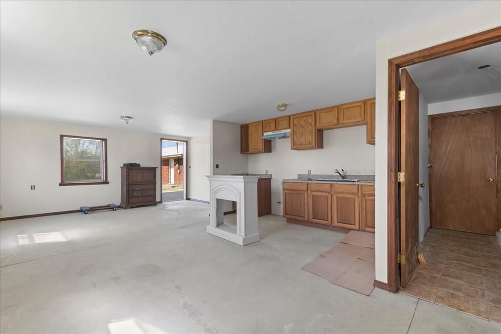 609 S Victoria Street — photo 10
