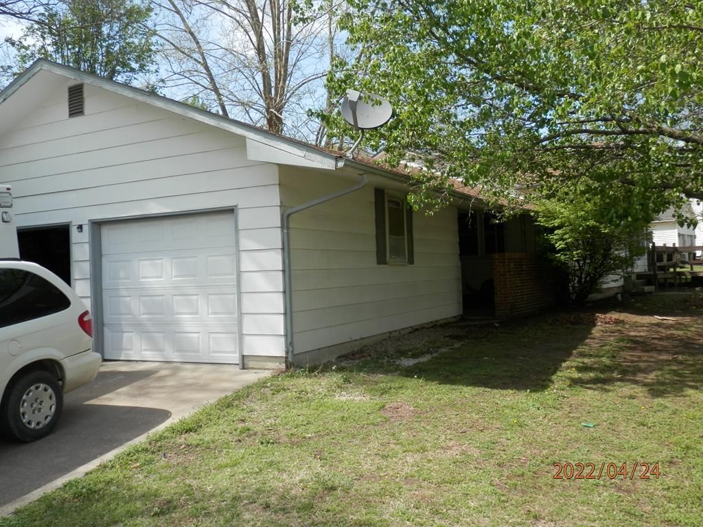 305 N Grove N/A — photo 7
