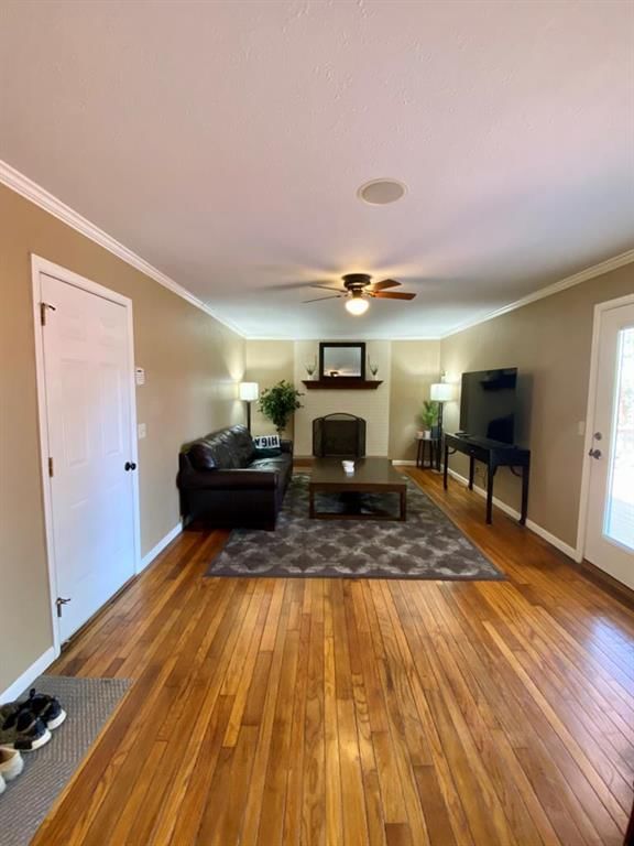 1100 W Beech N/A — photo 15