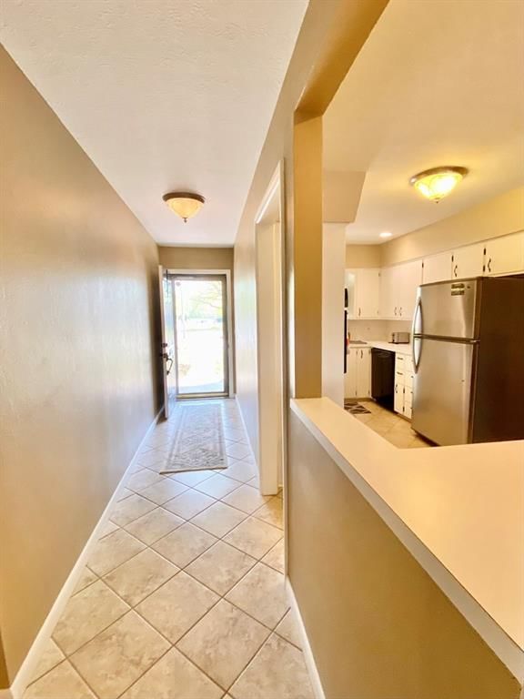 1100 W Beech N/A — photo 6