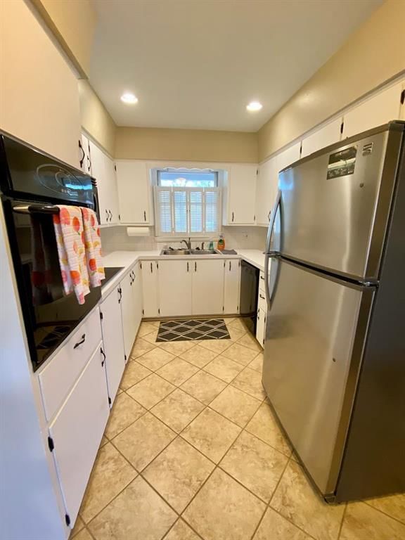 1100 W Beech N/A — photo 9