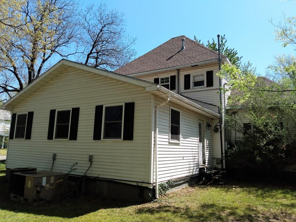 112 E Taylor Avenue — photo 12