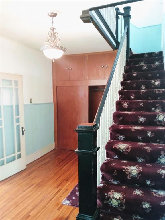112 E Taylor Avenue — photo 16