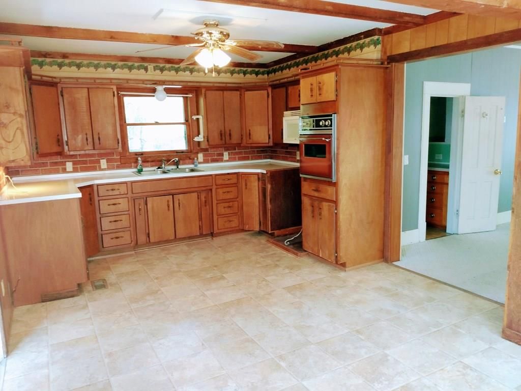 112 E Taylor Avenue — photo 21