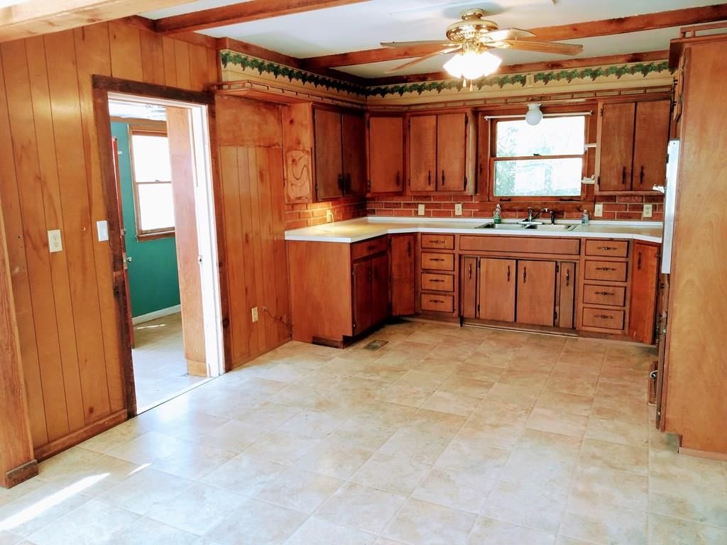 112 E Taylor Avenue — photo 22