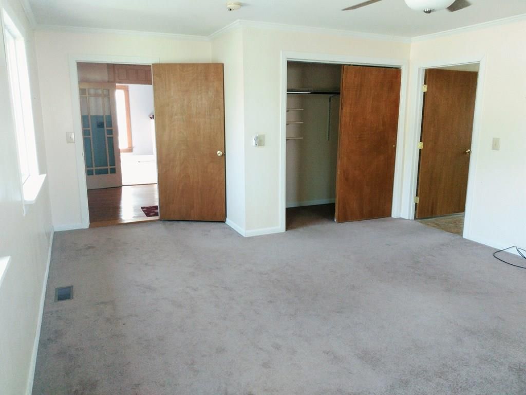 112 E Taylor Avenue — photo 32