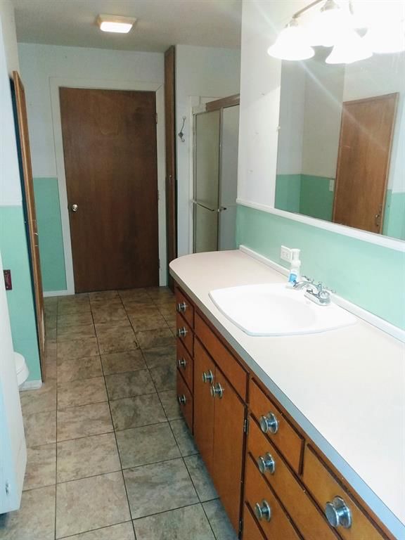 112 E Taylor Avenue — photo 37