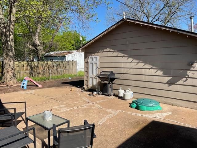 2329 Stevens Avenue — photo 25