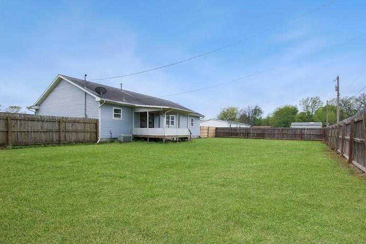 2413 Cardinal Lane — photo 4