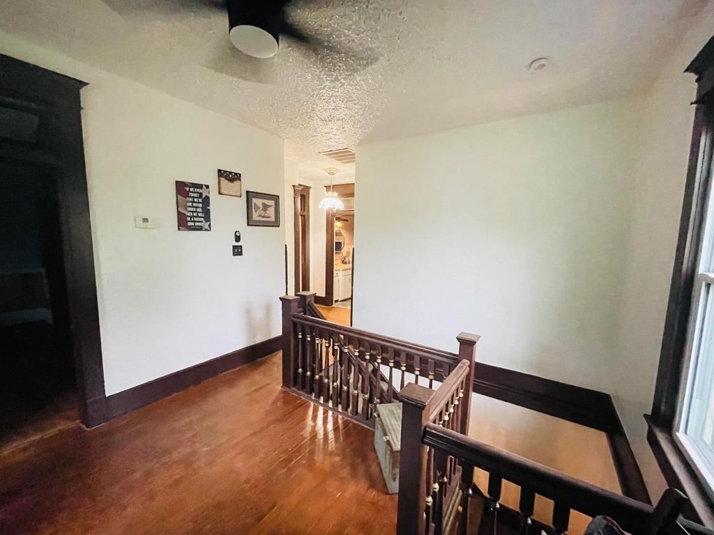603 Iowa N/A — photo 20