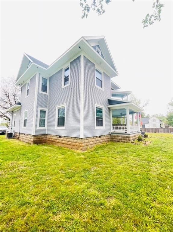 603 Iowa N/A — photo 8