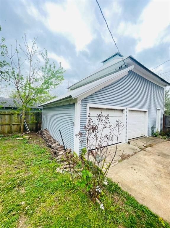 603 Iowa N/A — photo 10