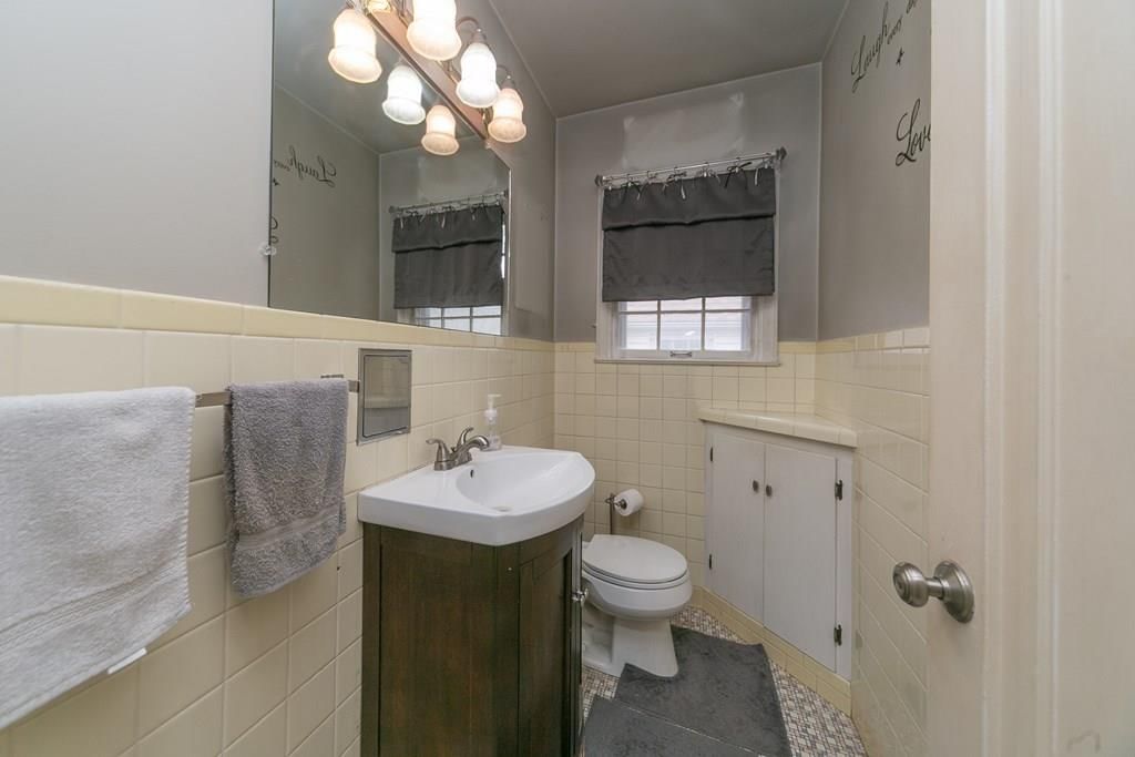 1316 W 3rd N/A — photo 11