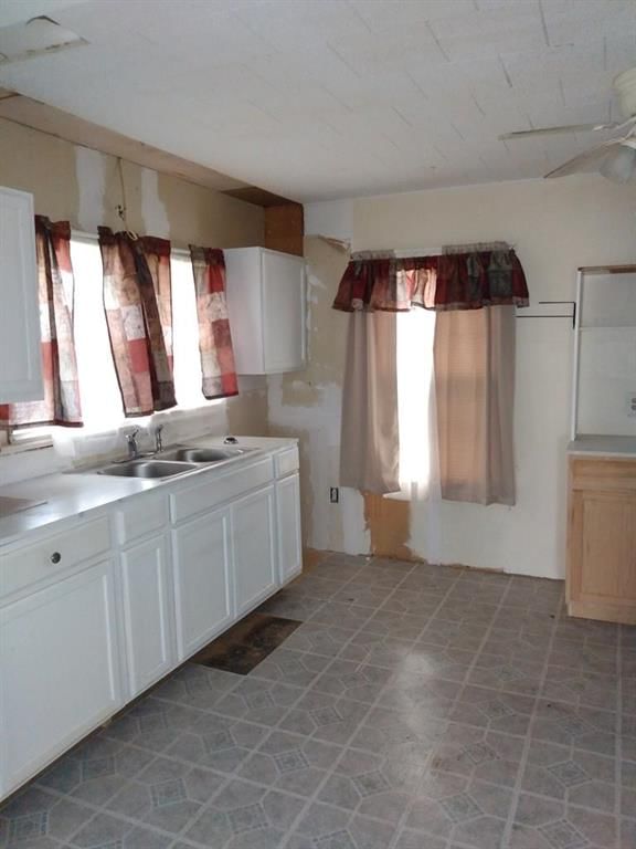 1324 W 7th Street — photo 20