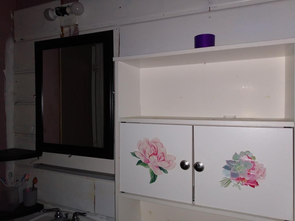 1324 W 7th Street — photo 38