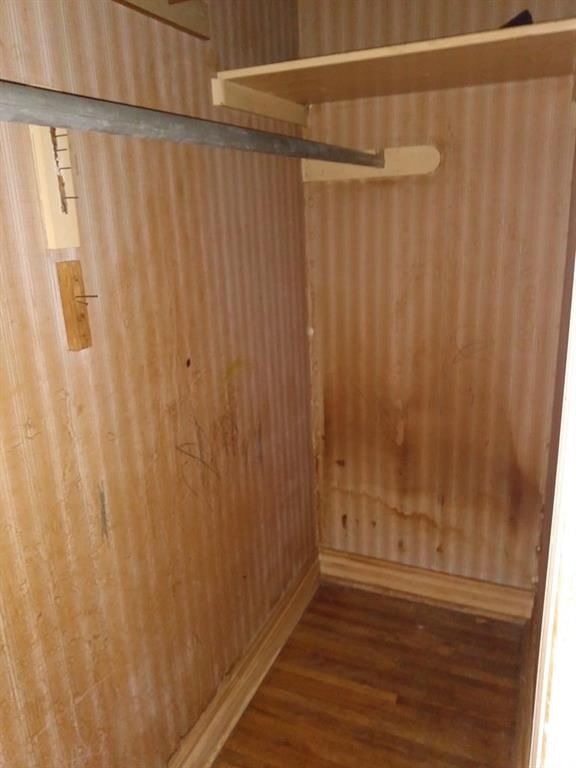 1324 W 7th Street — photo 39