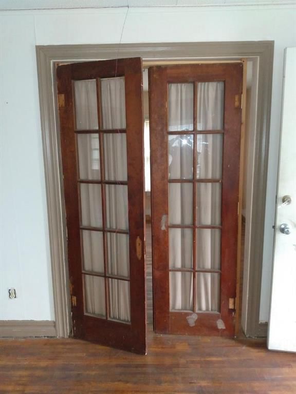 1324 W 7th Street — photo 43