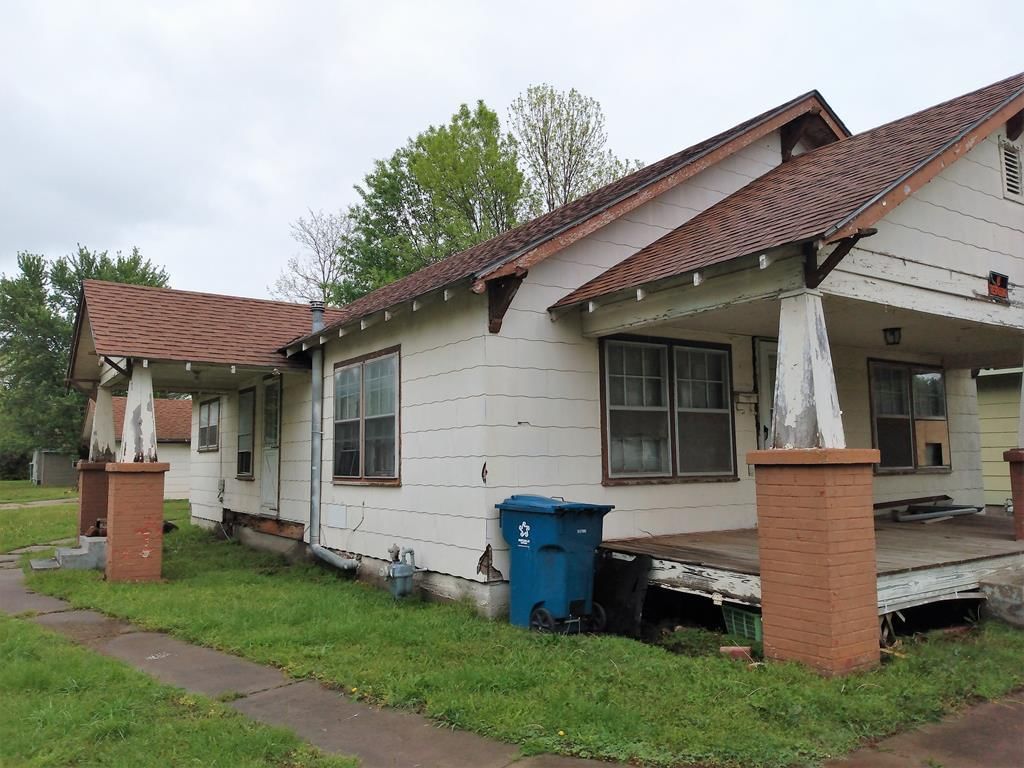 1324 W 7th Street — photo 6