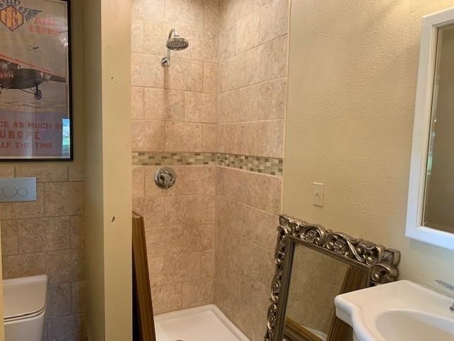 5570 CR 6000 N/A — photo 24