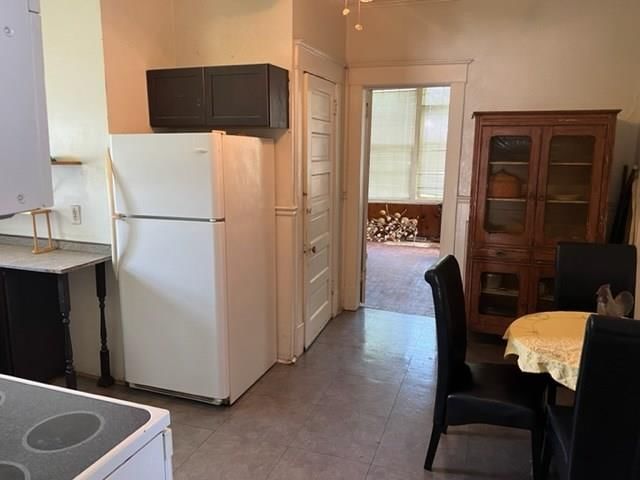 603 S Elm Street — photo 43