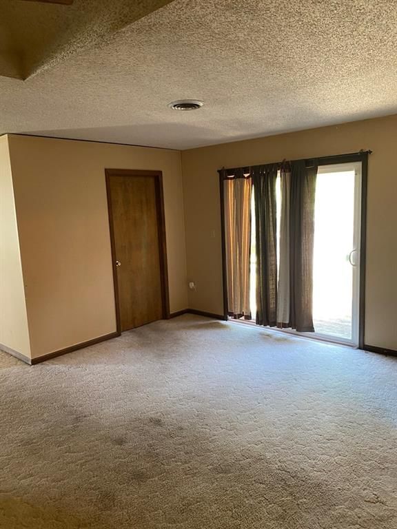 615 N Wood Street — photo 9
