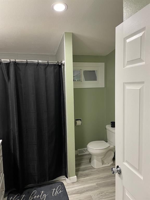 831 W beech N/A — photo 10