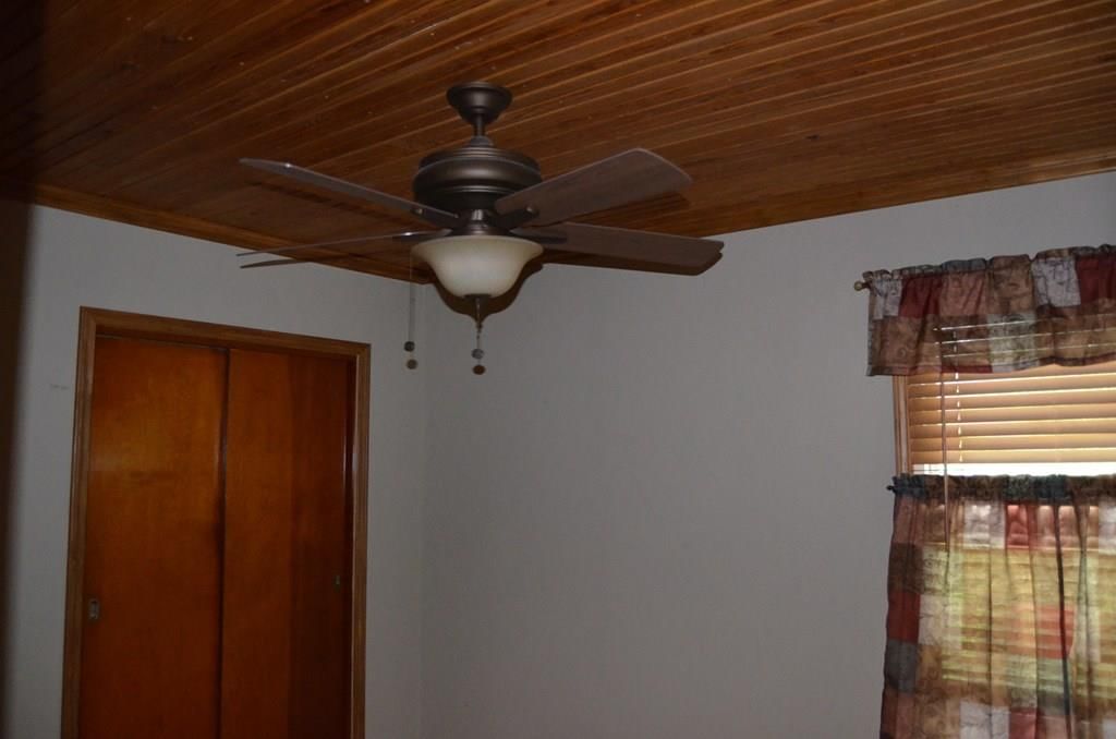 103 S Larson N/A — photo 25