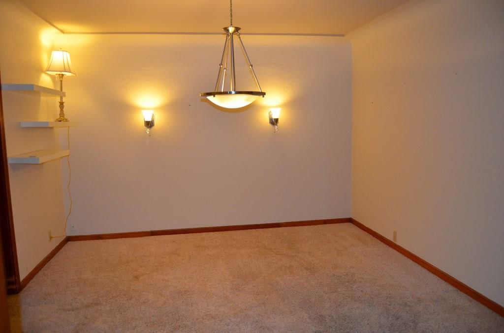 103 S Larson N/A — photo 10