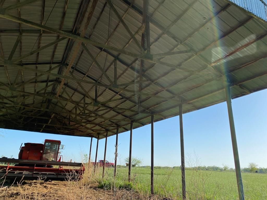 5568 CR 4400 N/A — photo 25