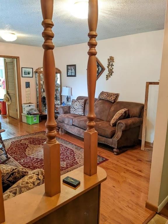 503 W 3rd Street — photo 12