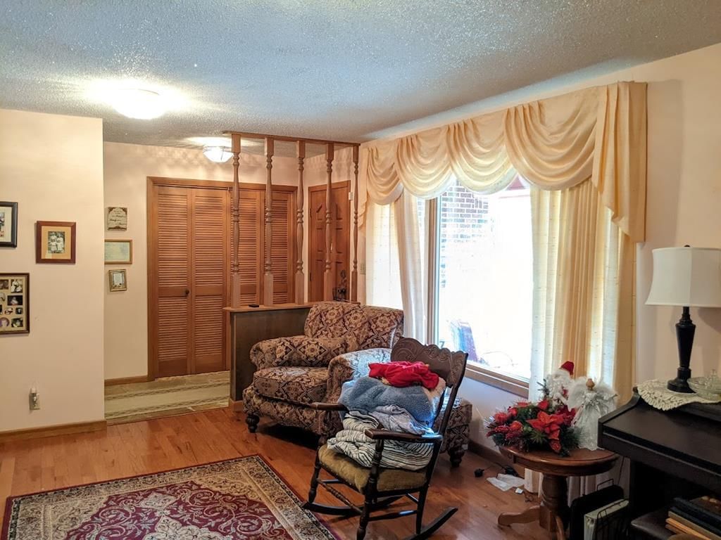 503 W 3rd Street — photo 15