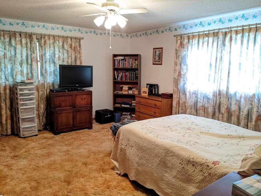 503 W 3rd Street — photo 36