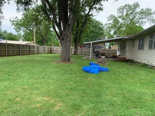 915 W Elm N/A — photo 17