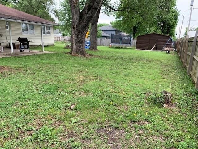 915 W Elm N/A — photo 20