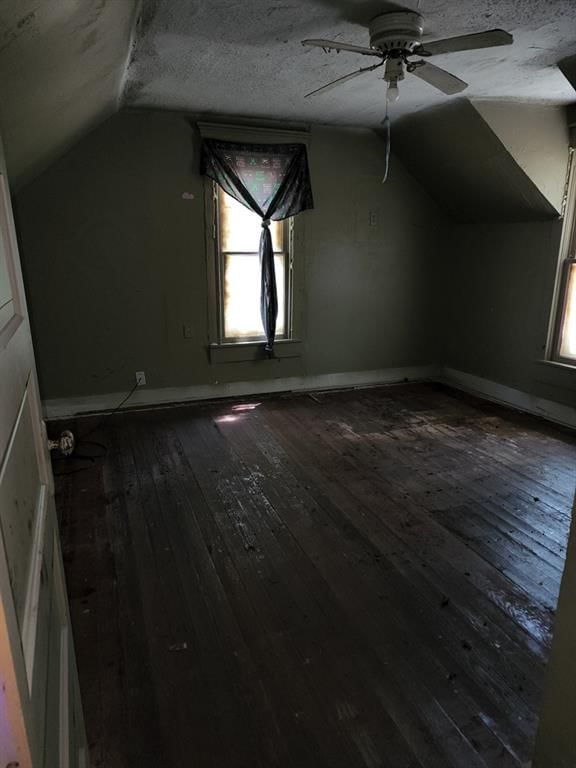 305 S Chestnut N/A — photo 13