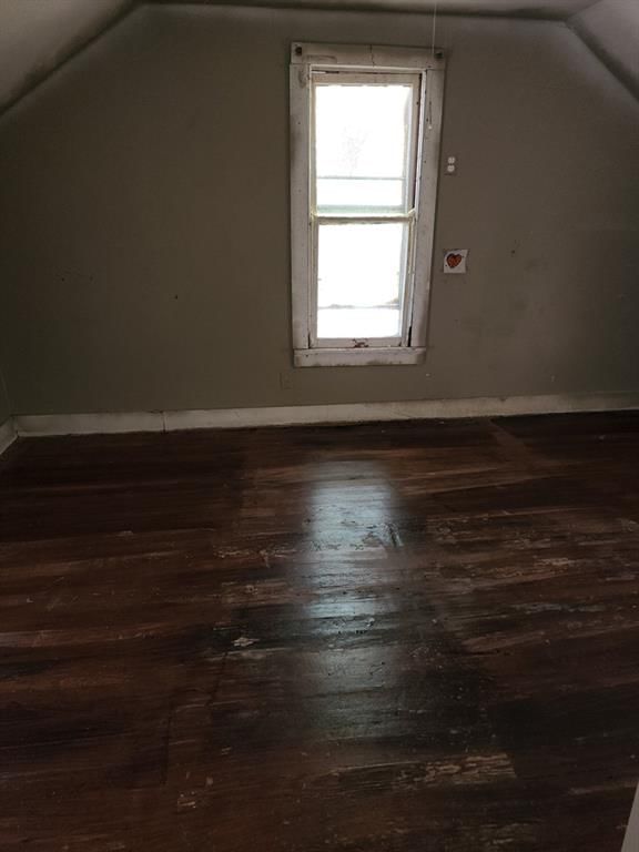 305 S Chestnut N/A — photo 15