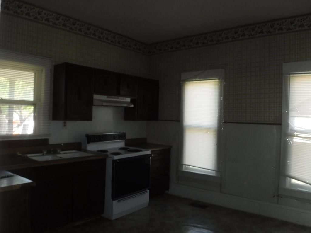 717 W Chestnut N/A — photo 8