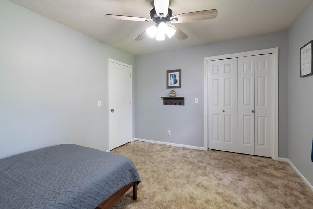 3218 Clark Avenue — photo 15