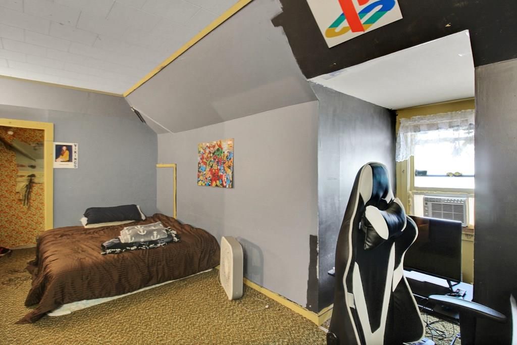 1231 Dirr N/A — photo 21