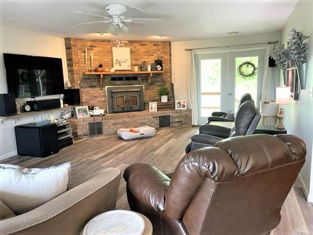 4250 A CR 4315 N/A — photo 3