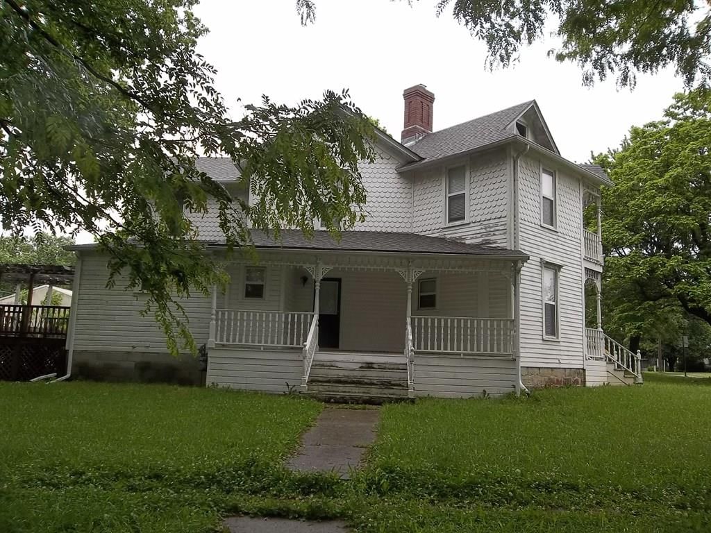 303 W Third N/A — photo 2