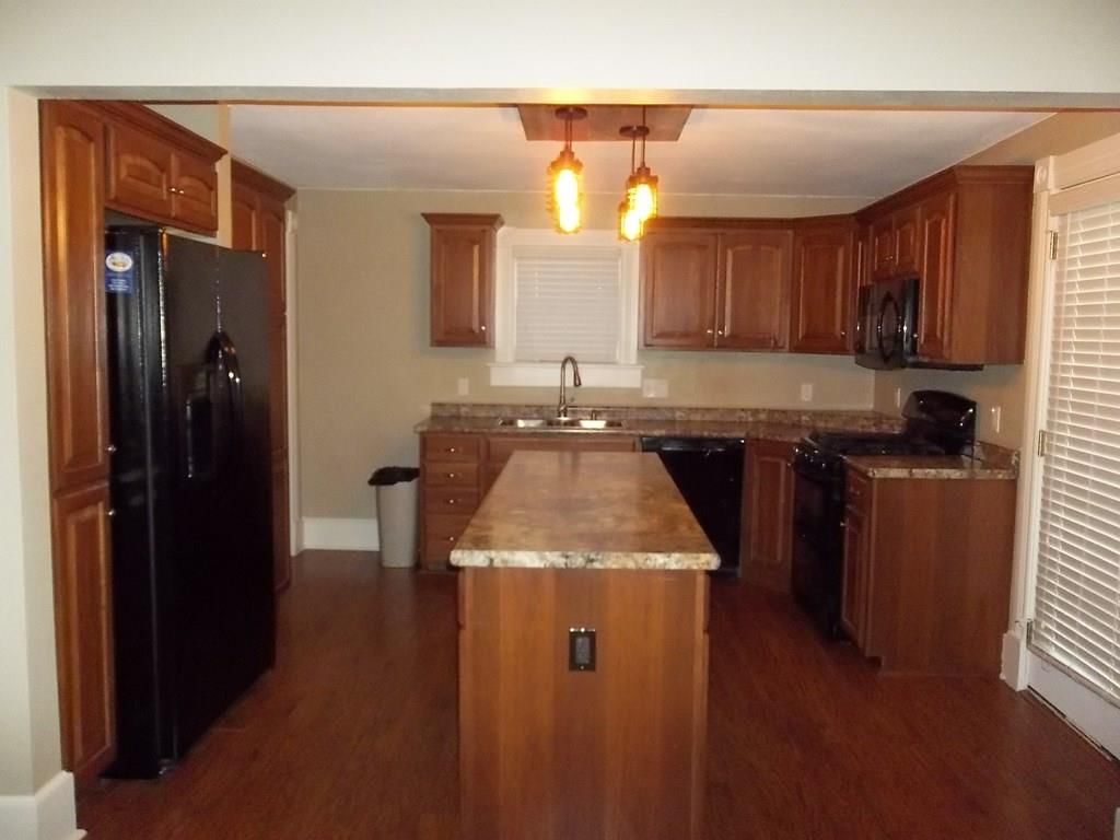 303 W Third N/A — photo 10