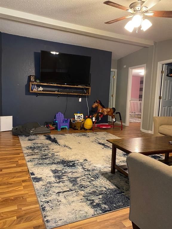 229 Willow Drive — photo 3