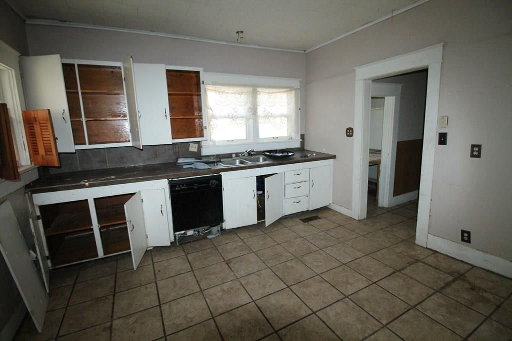 508 S Maple Street — photo 9