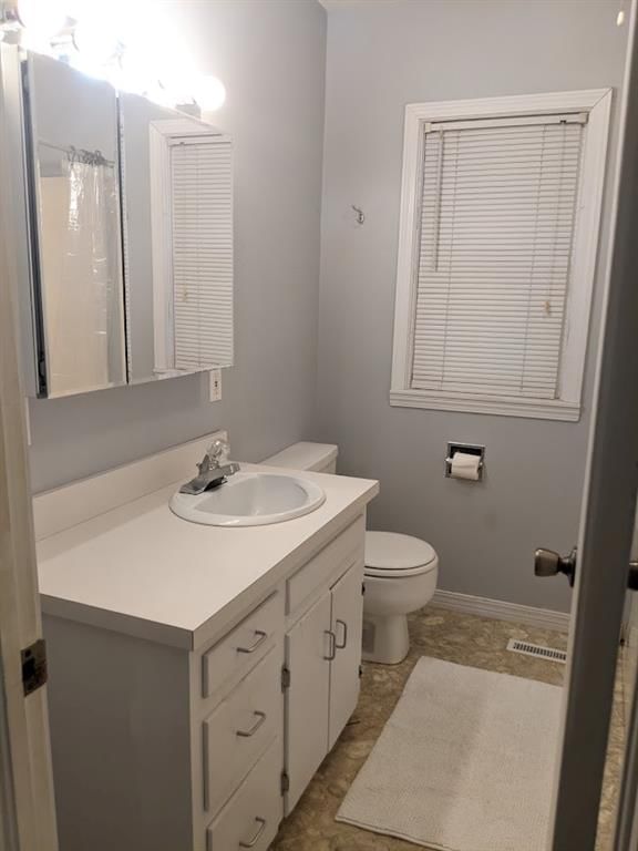 512 W Main Street — photo 32