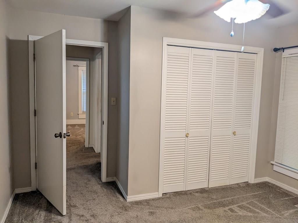 512 W Main Street — photo 39
