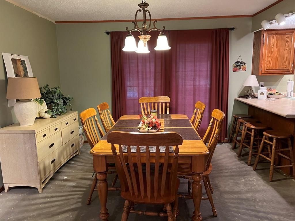 2513 Country Club Circle — photo 11