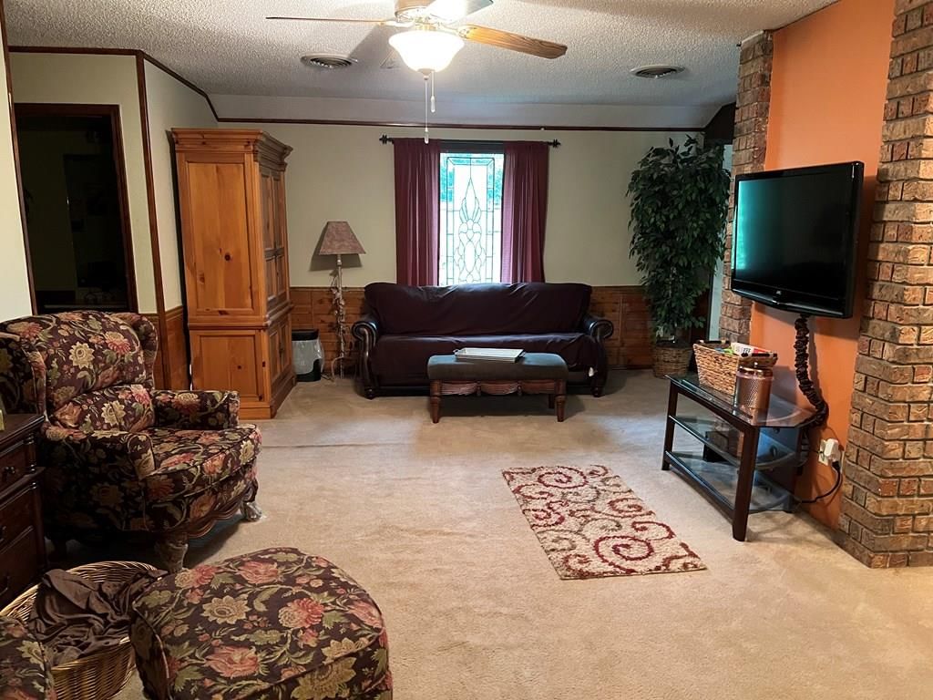 2513 Country Club Circle — photo 6