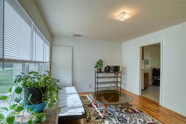 435 S Maple N/A — photo 5